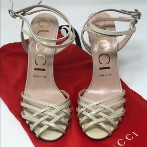 Gucci pearl heels. Size 38.5